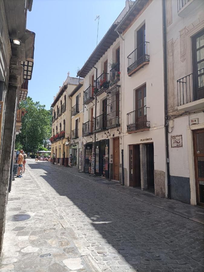 Appartamento Andalusian Daydream At The Foot Of The Alhambra ! Granada Esterno foto